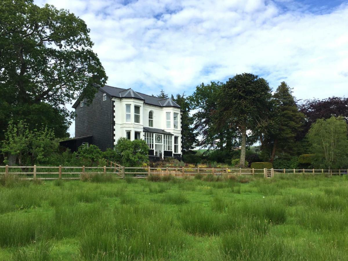 The Royston Hotel Llanbrynmair Екстериор снимка